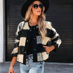 VICI Classic Cozy Plaid Black and Cream Women's Jacket